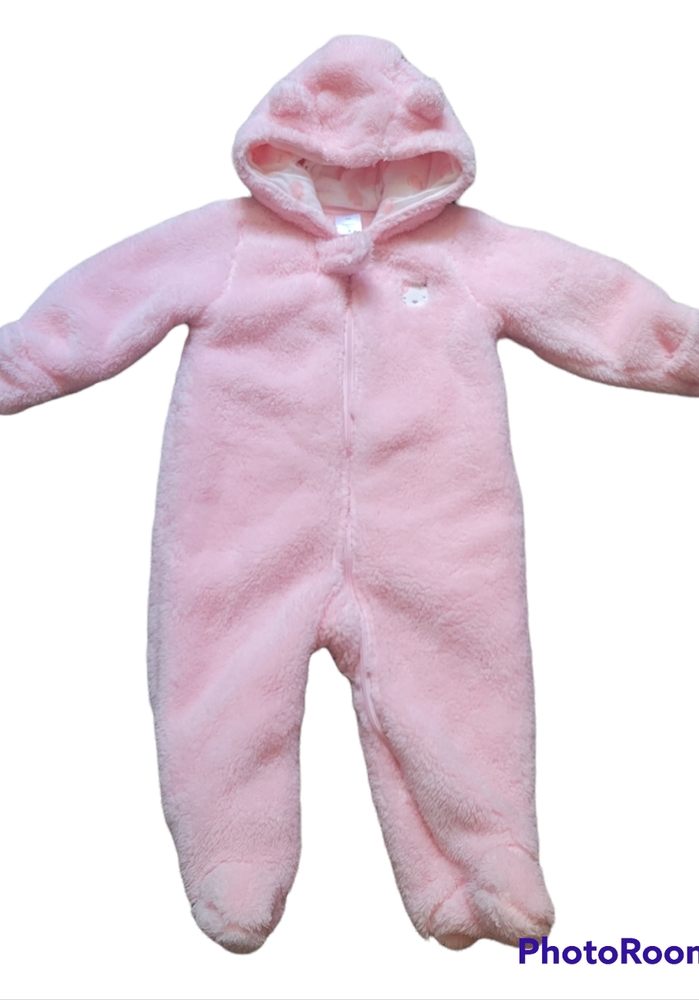 Baby girl Carters 9 months pink fluffy soft warm winter suit sack hooded footed